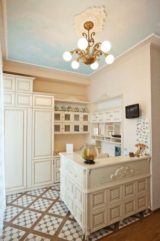 Mini-Hotel Guest House Inn Lviv Exterior photo