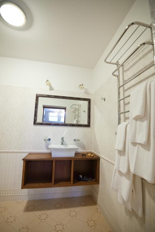 Mini-Hotel Guest House Inn Lviv Exterior photo