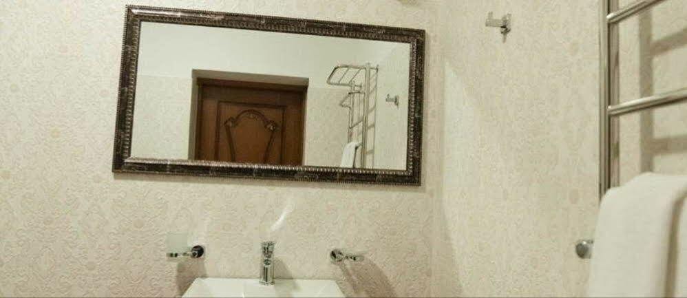 Mini-Hotel Guest House Inn Lviv Exterior photo