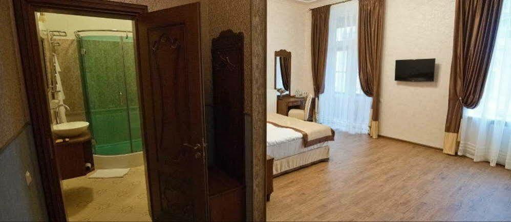 Mini-Hotel Guest House Inn Lviv Exterior photo
